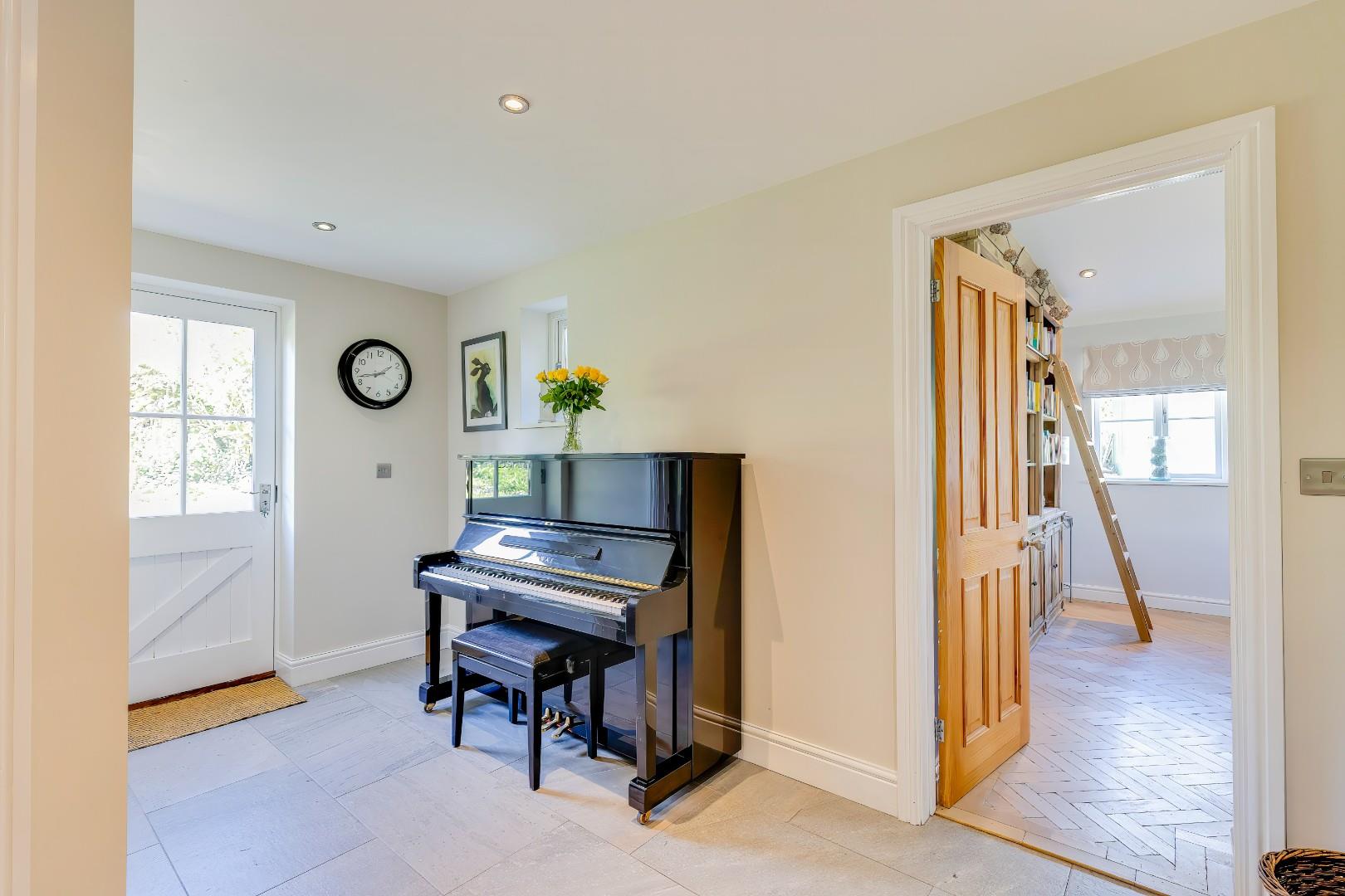 Llanwensan Fach, Peterston Road, Peterston-Super-Ely, Vale Of Glamorgan, CF72 8NU